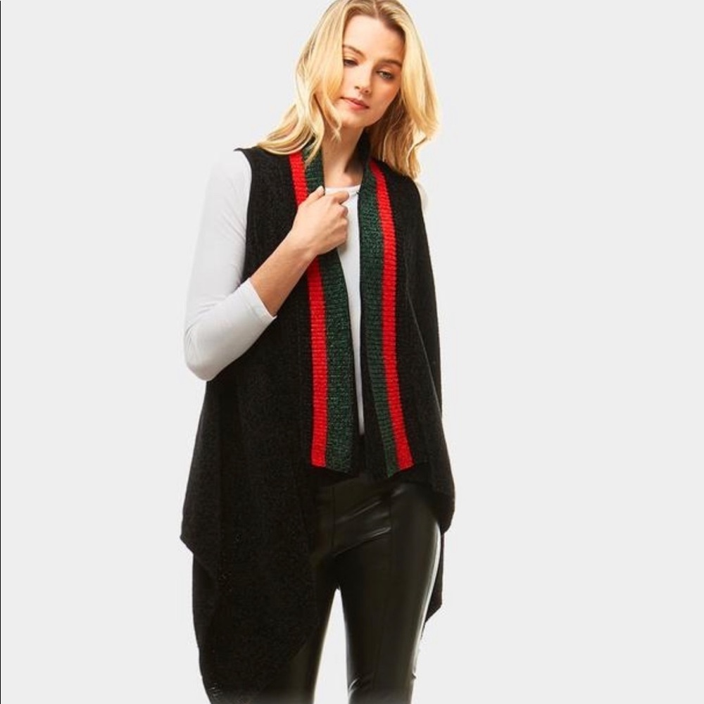 Black New Solid Chenille Vest OS